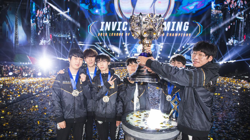 Zeka专访：HLE战队通过比赛复盘强化团队协作，英雄池拓展成关键突破